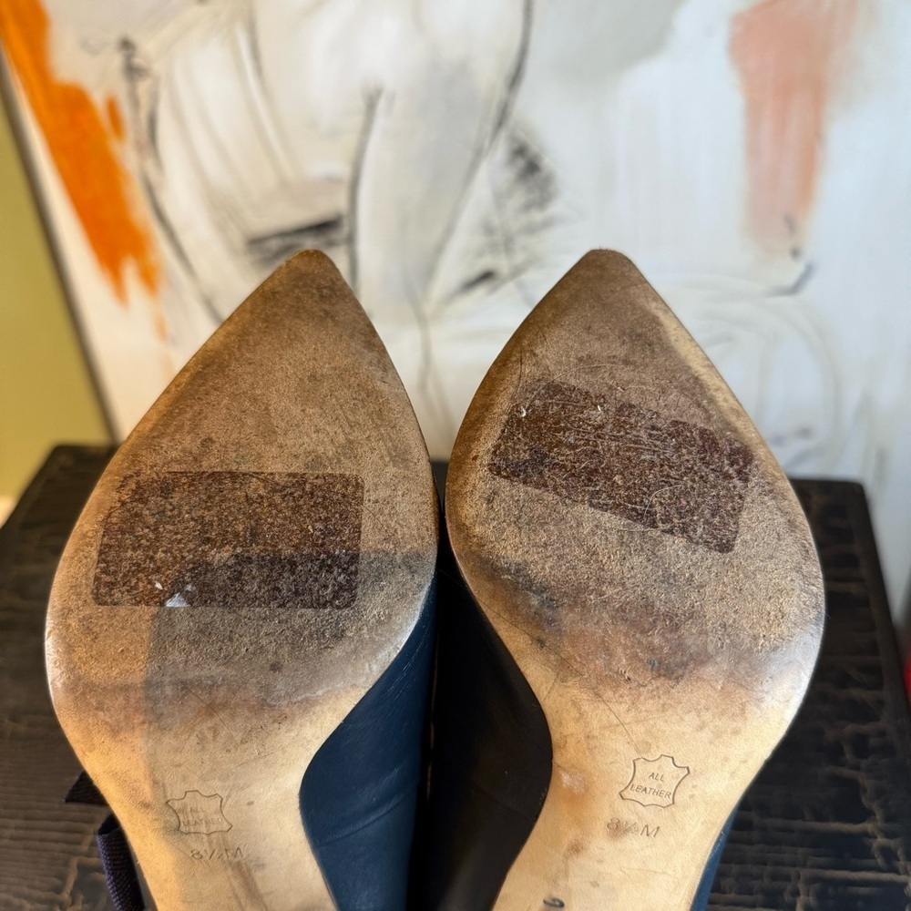 Tory Burch Navy Heels with Bow Accent - Picture 7 of 8